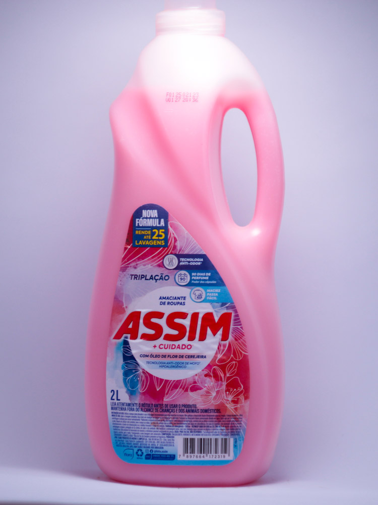 Detergente de Ropa Flor de Cereza Assim 2 Lt.